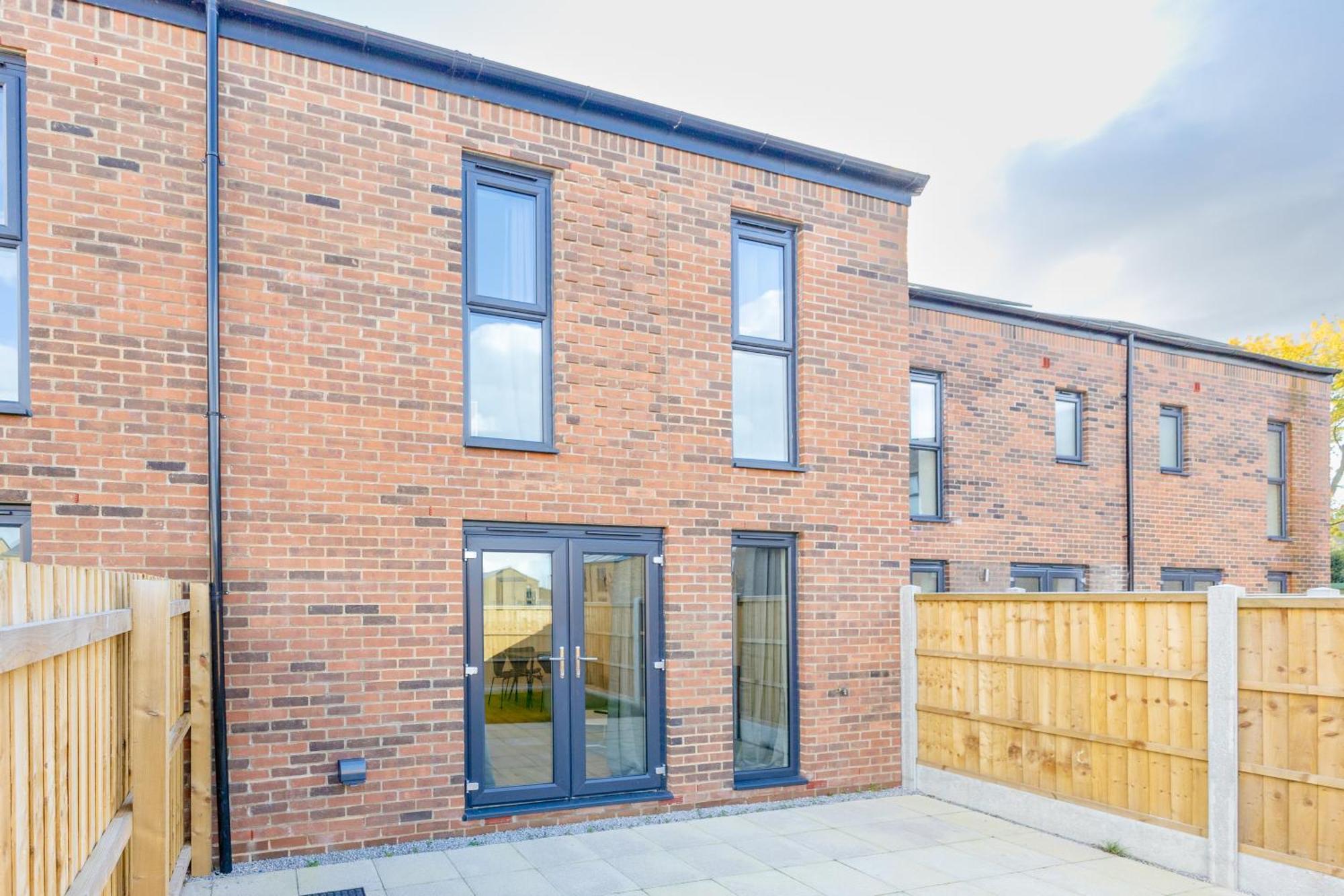 Stunning Modern 3 Bedroom Townhouse - Perfect Getaway Manchester Extérieur photo